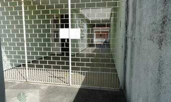 Imagem 2: Casa com 3 quartos para alugar, 240 m² por R$ 2.605/mês - Vila União - Fortaleza/CE