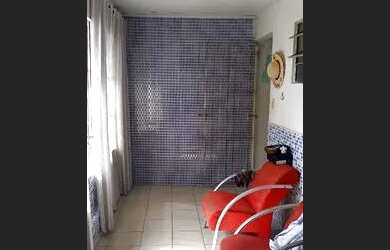 Imagem 5: Alugo casa na Josefa de Melo, 4/4, sendo 01 suíte, varanda, 02 vagas de garagem cobertas