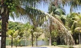 Imagem 6: Lindo Sítio para venda com quadrados com 3 quartos e lago no fundo