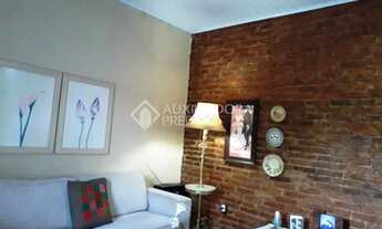 Imagem 2: Casa à venda no bairro Partenon, em Porto Alegre 3 dorm., 1 suíte, com Studio, Garagem 3 c