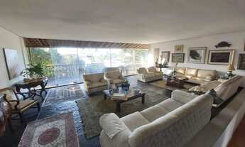 Imagem: Casa à venda, 7 quartos, 1 suíte, 8 vagas