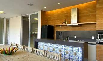 Imagem 4: Sobrado para venda possui 630 metros quadrados com 5 quartos em Jardins Munique - Goiânia