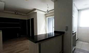 Imagem 2: Apartamento no bairro Glória, 2 quartos, imóvel com armários planejados, sacada com churra