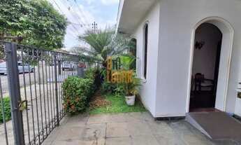 Imagem 6: Um Lugar Imóveis: Aluga e Vende uma excelente casa no conjunto do Basa, localizado na Av