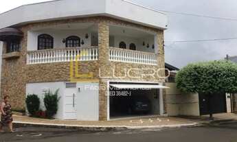 Imagem: Casa para venda com 217 m² e 4 quartos