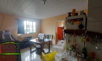 Imagem 4: Localizado no coração do Centrinho da Lagoa da Conceição, este imóvel oferece ve