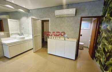 Imagem 11: Sobrado à venda em Maringá, Zona 08, com 4 quartos, com 597.53 m², Delta Ville II