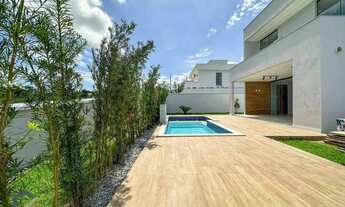 Imagem 4: Casa pronta para morar de Altíssimo Padrão 3 suítes, closet, piscina privativa, área gourm