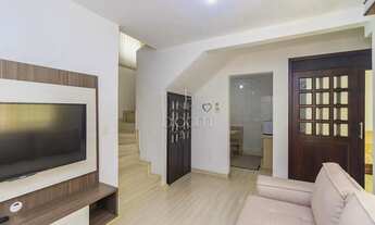 Imagem 4: Sobrado mobiliado (porteira fechada) no Hauer, 3 quartos e 2 vagas cobertas!