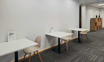 Imagem: Espaço de coworking para alugar em Regus