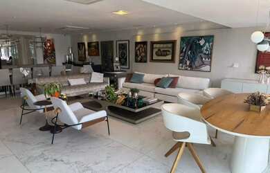 Imagem 2: 255 m² | 4 quartos | 04 vagas