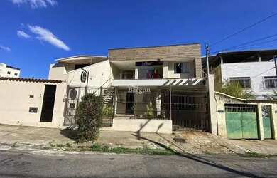 Imagem 2: Casa de 6 quartos sendo 3 suítes a venda no Bairro Bairu em Juiz de Fora