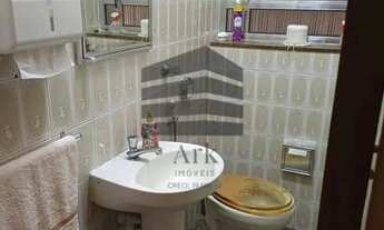 Imagem 4: Casa para venda com 9 vagas e 4 quartos, perto do metrô, na Vila Guarani, São Paulo