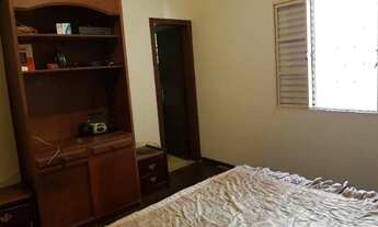 Imagem 5: Casa com 3 Quartos e 2 banheiros à Venda em Curvelo