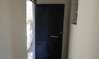 Imagem 3: Casa para aluguel tem 30 metros quadrados com 1 quarto em Ponta D'Areia - Niterói - R