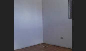 Imagem 3: Casa de 03 Cômodos na Av Luar do Sertão - Chá Sta Maria