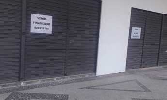 Imagem: Centro comercial para aluguel e venda com