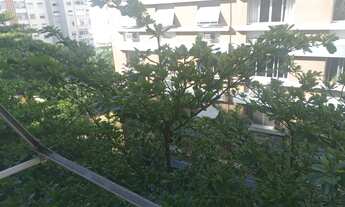 Imagem 2: Apartamento para venda tem 138 metros quadrados com 3 quartos em Copacabana - Rio de Janei