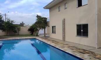 Imagem: Sobrado em 2 lote 4 dorm com piscina a 200