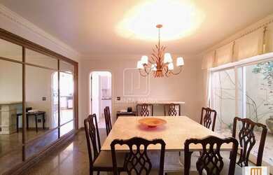 Imagem 7: Casa (térrea na rua) 6 dormitórios/suite, cozinha planejada, portaria 24hs, em condomínio