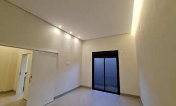 Imagem 6: Casa de condomínio térrea para venda com 249 metros quadrados com 4 quartos