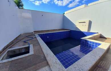 Imagem 2: Vendo Casa com Piscina em Jacaraipe