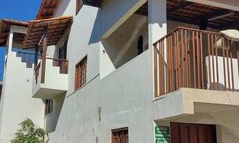 Imagem: Predinho com casa nos fundos