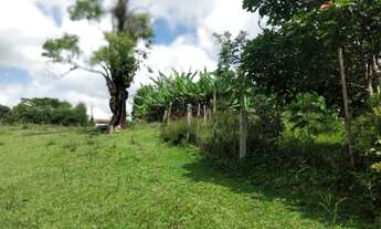 Imagem: Terrenos c ponto de luz