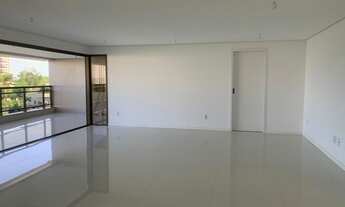 Imagem 6: Apartamento para venda possui 245 metros quadrados com 4 quartos em Guararapes - Fortaleza