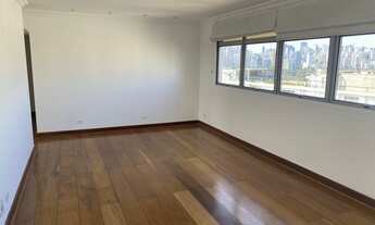 Imagem 2: TOTALMENTE REFORMADO NO MELHOR DO ITAIM