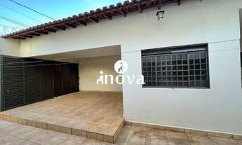 Imagem 3: Casa para aluguel, 6 quartos, 3 suítes, 2 vagas, Vila Olímpica - Uberaba/MG