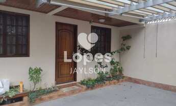 Imagem: Casa Duplex em condomínio - 03 quartos