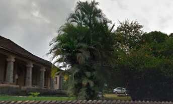 Imagem: Área no Centro de Porto das Caixas