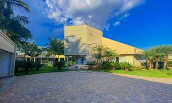 Imagem 4: Mansão com 1.200 m² de construção em terreno de 3000 m² no bairro Bela Suíça em Londrina