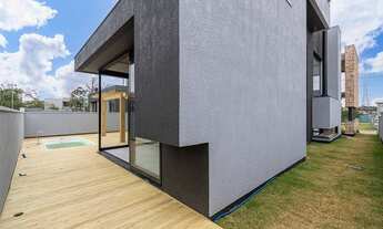 Imagem 4: Casa de condomínio térrea para venda possui 233 metros quadrados com 3 quartos