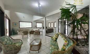 Imagem 4: Residência a venda no condomínio Jardim Acapulco Guarujá, 5 suítes, Ampla área externa, 1