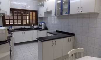 Imagem 6: Casa para venda possui 420 metros quadrados com 3 quartos em Centro - Holambra - SP