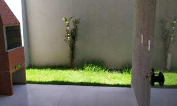 Imagem 3: Excelente casa no res katia 3 quartos grandes , trabalho em gesso e iluminação