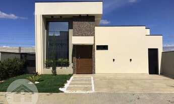 Imagem 1: Casa de condomínio para venda possui 132 metros quadrados com 3 quartos