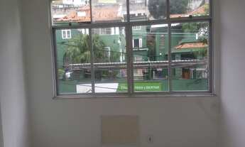 Imagem: 2 quartos com dependência, Rua Saint Roman