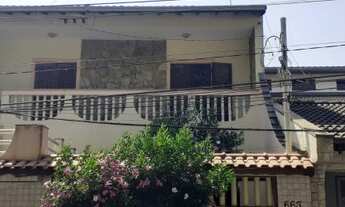 Imagem: Sobrado para venda possui 224m² com 3 quartos