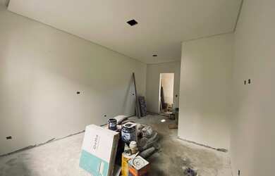 Imagem 3: Casa térrea em construção, 3 suítes, piscina, 200m² de terreno, 153m² de construção, 3 vag