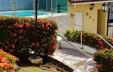 Imagem 2: Casa térrea, com 3/4, uma suíte, terreno amplo, condomínio, Estrada do Coco, Lauro de Frei