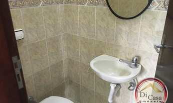 Imagem 5: Casa com 3 dormitórios, suíte, sala com varanda e lareira, 1 vaga vista para a Pedra Grand