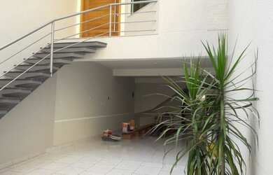 Imagem 7: Sobrado para venda tem 275 metros quadrados com 3 quartos em Parque das Nações - Santo And