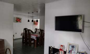 Imagem 2: Casa para venda possui 200 metros quadrados com 3 quartos em Cidade Universitária - Maceió