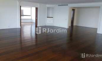 Imagem 5: Praia. Lazer e segurança. Apartamento com 5 quartos (suítes) e 3 vagas de garagem, venda o