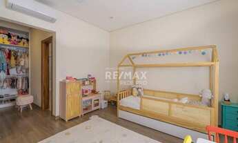 Imagem 2: Casa de condomínio para venda possui 462 metros quadrados com 4 quartos