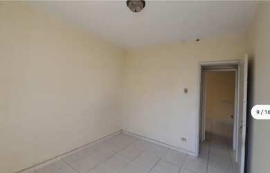 Imagem 4: Vende-se apartamento 2 dormitórios, no primeiro andar, de frente com 1 vaga de garagem