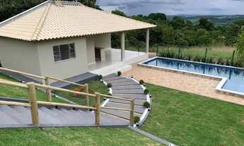 Imagem 6: Chácara 1 Suíte, Área Gourmet, Piscina, Jardinagem, dentro da Cidade Aragoiânia